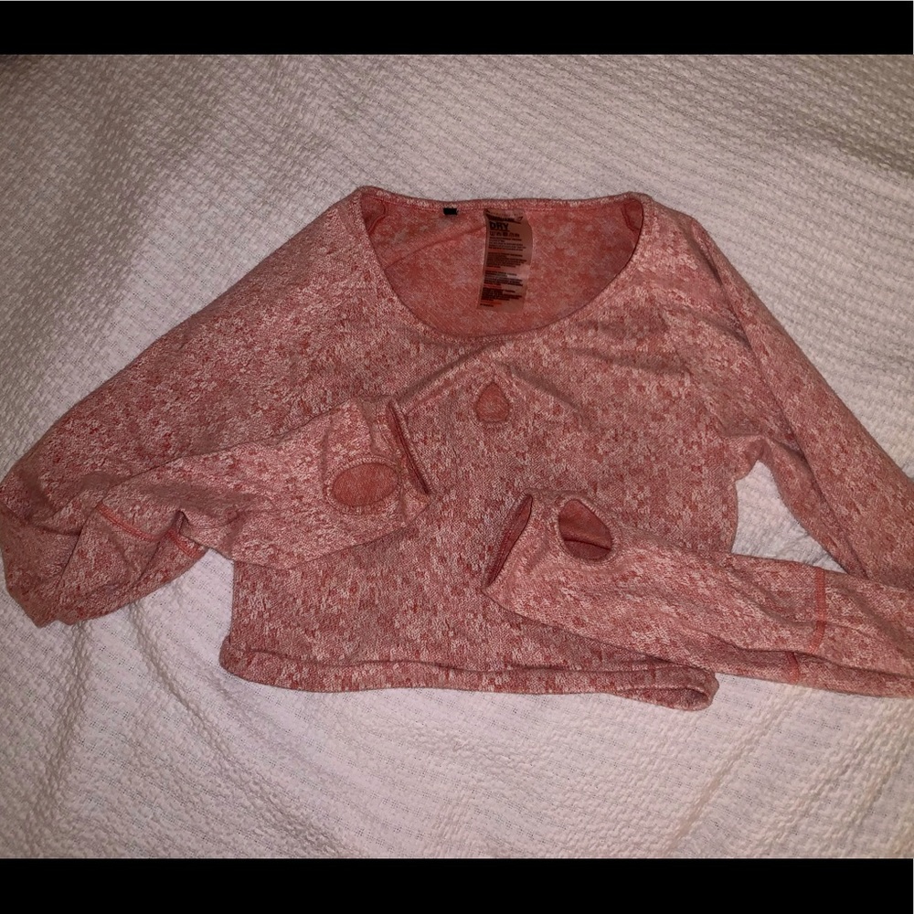 GYMSHARK DRY CROPPED TOP